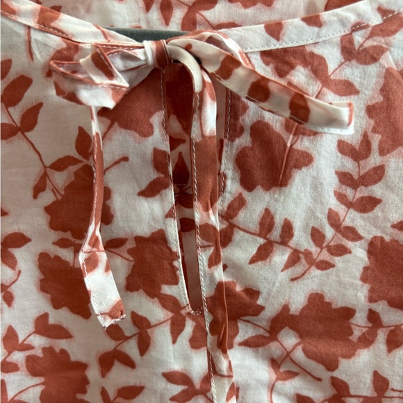 Caslon Lightweight Cotton Floral Peasant Blouse M - Picture 2 of 7